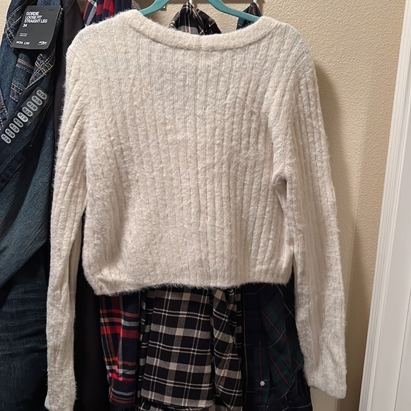Soft SO crop button sweater - Picture 4 of 6